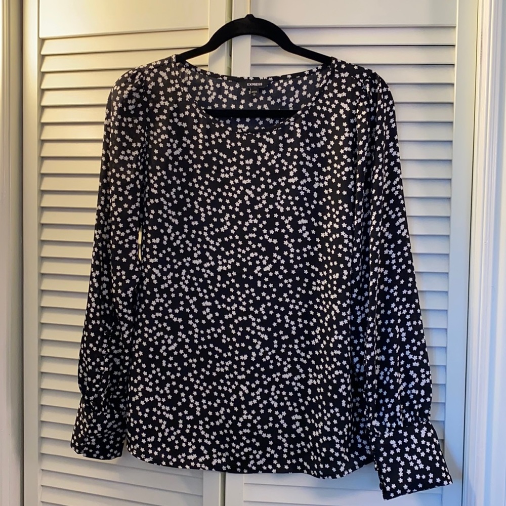 Womens blouse / black with white small flower